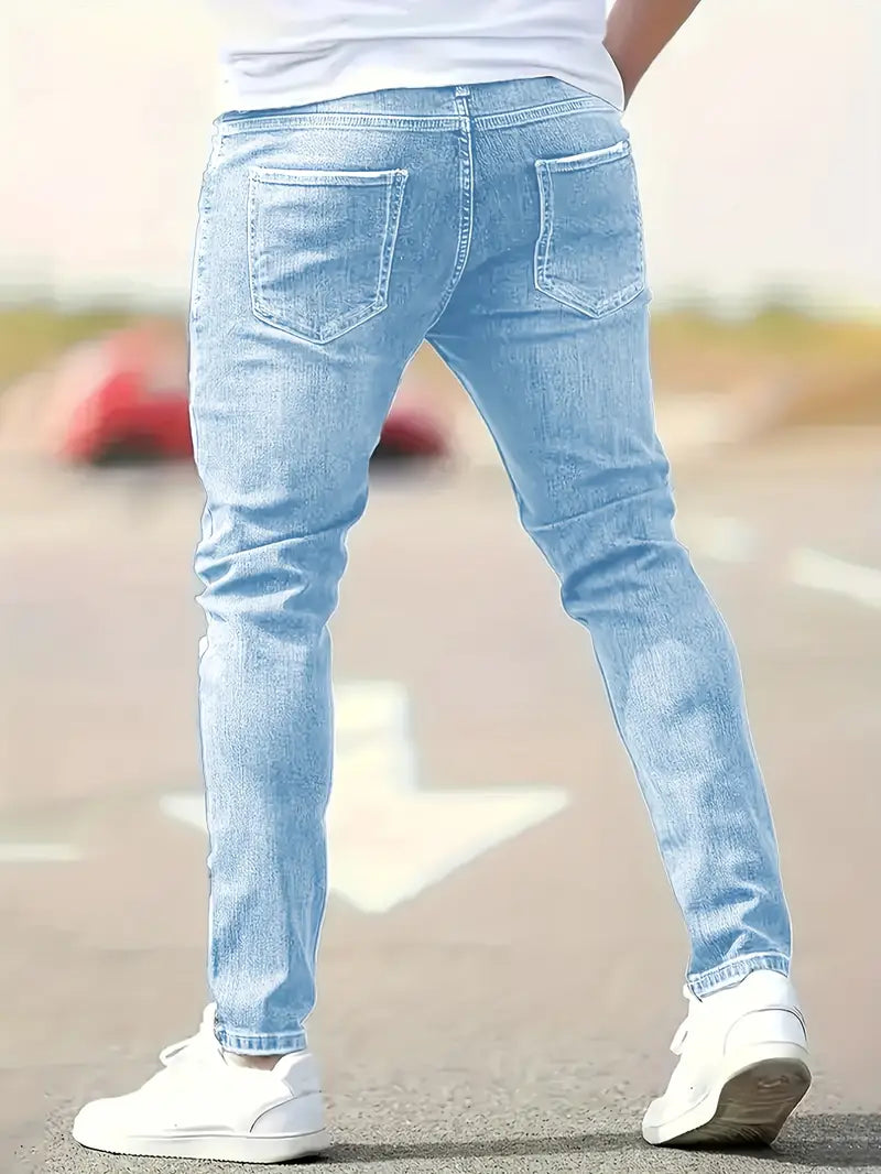 Jeans slim fit azul claro