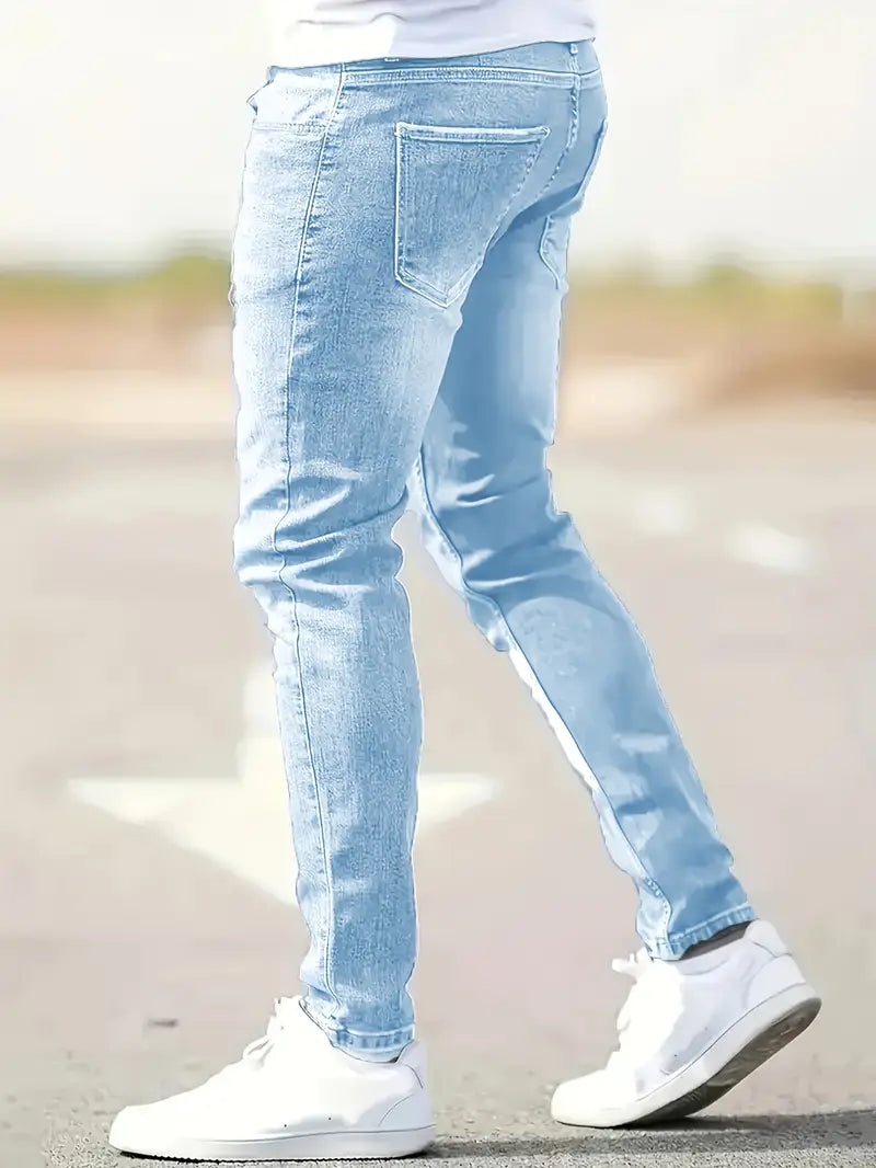 Jeans slim fit azul claro